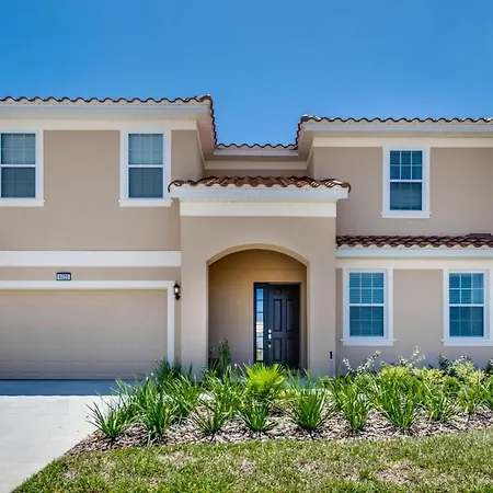 11 Bedroom 9.5 Bathroom 4792Sq Foot Villa
